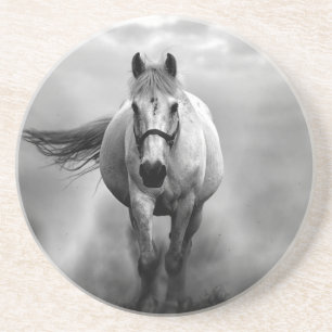 Posavasos De Arenisca Libertad de caballo blanco y negro