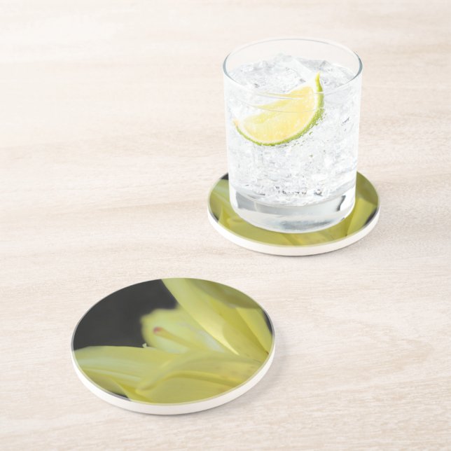 Posavasos De Arenisca Lily amarilla de Shirley Taylor (Lado)