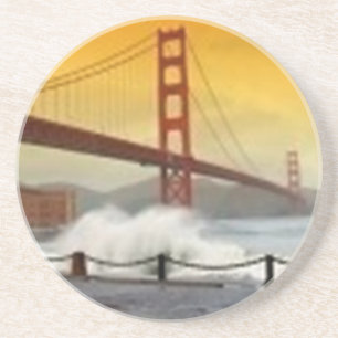 Posavasos De Arenisca Puente Golden Gate con agua de rociadura