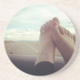 Posavasos De Arenisca relajar los pies en el tablero