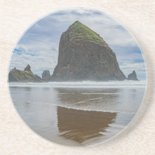 Posavasos De Arenisca Roca del Haystack, playa del cañón, Oregon