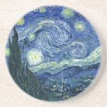 Posavasos De Arenisca Van Gogh - Noche estrellada<br><div class="desc">La famosa pintura de Van Gogh, "La noche estrellada". Durante su estancia en el asilo de Saint Remy en los años 80, van Gogh describió las colinas onduladas y los cipreses que vio desde su ventana. Digitalmente realzado por PixDezines.Copyright © 2008-2016 PixDezines.com™ y PixDezines™ en zazzle.com. Todos los derechos reservados....</div>