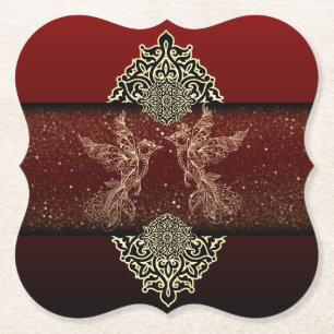 Posavasos de cartón rojo con decoración