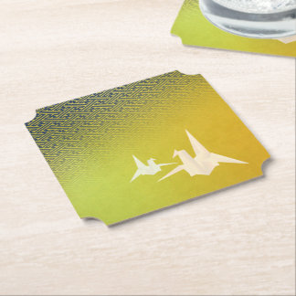 POSAVASOS DE PAPEL 折鶴と紗綾形紋様(金地に紺青色)