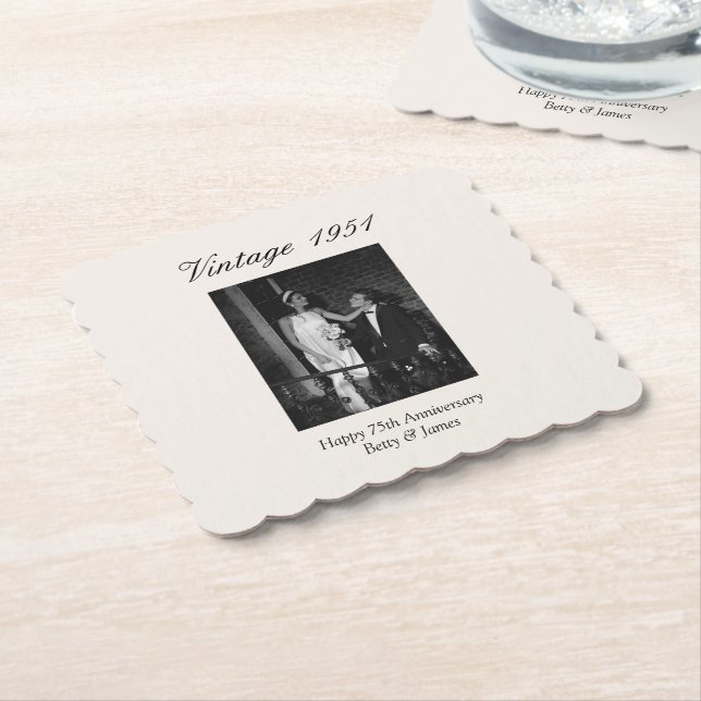 Posavasos De Papel 75th Wedding Anniversary Party Personalized Photo (En perspectiva)