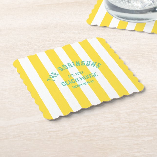 Posavasos De Papel Beach House Custom Name Yellow Cabana Stripe (En perspectiva)