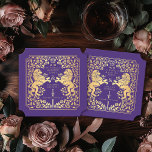 Posavasos De Papel Billete de Boda de espadas medievales del León Rea<br><div class="desc">¡Añade encanto real a tu escapada de mesa! Estos cascos de boda a medida presentan un majestuoso diseño de león y floral con sus nombres y monograma, todo de lujoso oro contra un fondo morado. Perfecto para una festividad medieval con elegancia intemporal. El oro que aparece en este artículo NO...</div>