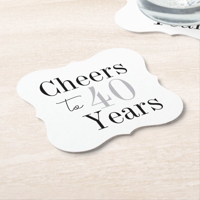 Posavasos De Papel Cheers to 40 Years Minimal Silver Party (En perspectiva)