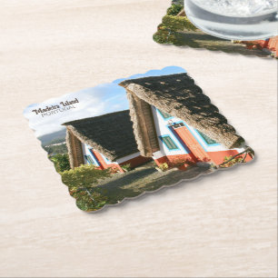 Posavasos De Papel Foto de la isla de Madeira con casas típicas, Port