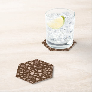 Posavasos De Papel Hexagón y triángulo rosa y marrón en patrón marrón