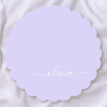 Posavasos De Papel Lavender Purple Modern Script Girly Monograma Nomb<br><div class="desc">Lavender Purple Simple Script Monograma Nombre Papel Ataque. Esto hace que la graduación perfecta,  el cumpleaños,  el boda,  la ducha de novia,  el aniversario,  la ducha de bebé o la fiesta de soltera sea un regalo para alguien que ama el lujo glam y los estilos de moda.</div>