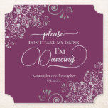 Posavasos De Papel Magenta y plata posh no tomes mi Boda de bebida<br><div class="desc">¡Esta montaña rusa boda es elegante, elegante y divertida! Cuenta con un hermoso diseño de color plateado-gris y magenta, o de color morado cassis, con letras de escritura modernas y delicados rizos de Relieve metalizado y giros en las esquinas. El texto dice "Por favor, no tomen mi bebida, estoy bailando"...</div>