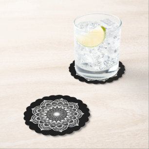 Posavasos De Papel Mandala Blanco sobre Fondo Negro