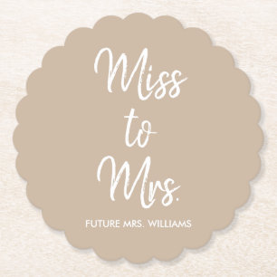 Posavasos De Papel Miss a Sra. Future Name Sand Tan Bridal Shower
