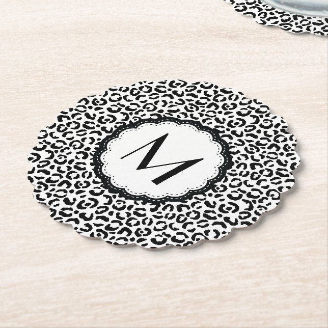 Posavasos De Papel Monograma de Leopardo Blanco y Negro (En perspectiva)