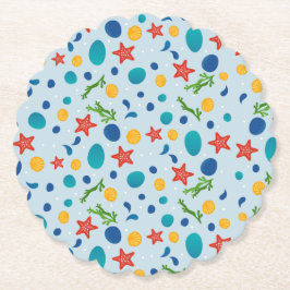 Posavasos De Papel Playa de verano con peces estrella, conchas y pied