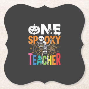 Posavasos De Papel Un diseño de Halloween de un profesor espeluznante