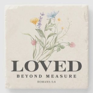 Posavasos De Piedra Amado sin medida – Romanos 5:8 Biblia Cristiana