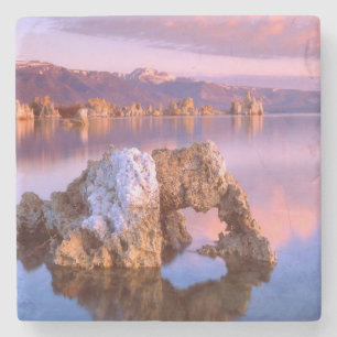 Posavasos De Piedra Arco de toba en el lago Mono