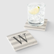 Bandas grises Monograma | Casa de campo moderna