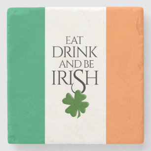 Posavasos De Piedra Bandera de trébol Come Bebe y Sé Irlandés