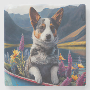 Posavasos De Piedra Blue Heeler on a Paddle: Una aventura panorámica