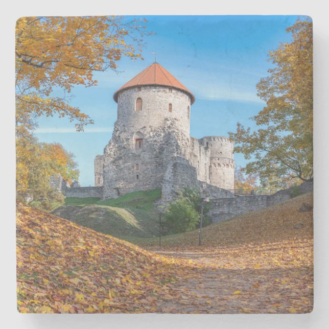 Posavasos De Piedra Castillo medieval rodeado de bosques (Anverso)