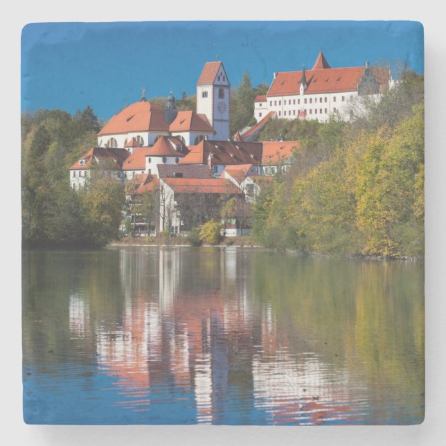 Posavasos De Piedra Castillo y Abby junto al río (Anverso)