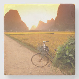 Posavasos De Piedra China, Guangxi. Yangzhou, bicicleta en el país