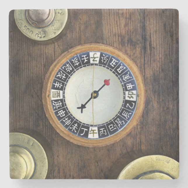 Posavasos De Piedra Ciérrese para arriba de pesos chinos del compás y (Anverso)