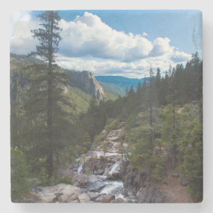 Posavasos De Piedra EE. UU., California. Vista del valle de Yosemite