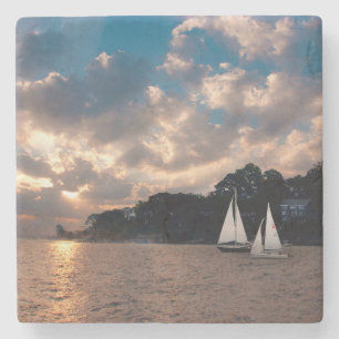 Posavasos De Piedra EE. UU., Massachusetts. Vela al atardecer