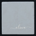 Posavasos De Piedra Elegante Monograma moderno Minimalista azul turbio<br><div class="desc">Presentamos nuestra Dusty Blue Minimalista Monogram Elegant Collection: Eleva tu estilo con sofisticación y encanto intemporal. Nuestra colección presenta diseños minimalistas en un suave y polvoriento matiz azul, realzados con elegantes monogramas adaptados a su gusto personal. Desde la papelería refinada hasta los accesorios versátiles, cada pieza de nuestra colección está...</div>