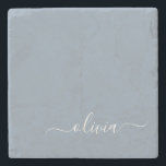 Posavasos De Piedra Elegante Monograma moderno Minimalista azul turbio<br><div class="desc">Presentamos nuestra Dusty Blue Minimalista Monogram Elegant Collection: Eleva tu estilo con sofisticación y encanto intemporal. Nuestra colección presenta diseños minimalistas en un suave y polvoriento matiz azul, realzados con elegantes monogramas adaptados a su gusto personal. Desde la papelería refinada hasta los accesorios versátiles, cada pieza de nuestra colección está...</div>