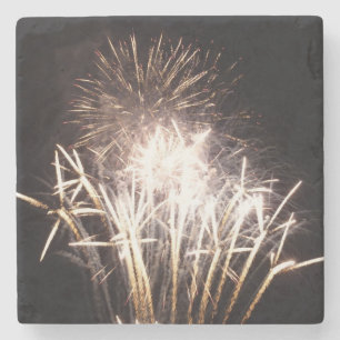 Posavasos De Piedra Fuegos artificiales blancos y dorados en celebraci