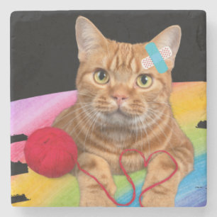 Posavasos De Piedra Gato dañado en fondo arco iris