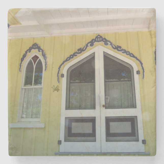 Posavasos De Piedra Gingerbread de llama amarillo - Viñedo de Martha (Anverso)