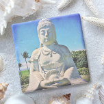 Posavasos De Piedra Hawái Foto de Buda tropical audaz Antigüedad pacíf<br><div class="desc">Con vistas al océano Pacífico en Hawái, este Buda exuda paz y soledad. Exhale y acepte su serenidad interior cada vez que utilice esta exclusiva montaña de piedra fotográfica con su bebida favorita. ¡Hace un gran regalo de bienvenida! Usted puede personalizar fácilmente esta montaña de piedra además yo también ofrezco...</div>
