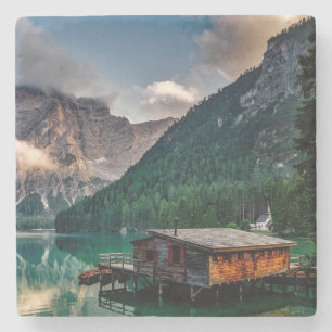 Posavasos De Piedra Hermosa cabaña de Lake House en las montañas