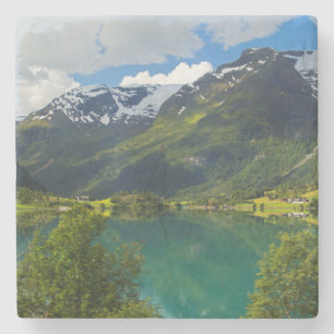 Posavasos De Piedra Lago Floen pintoresco, Noruega