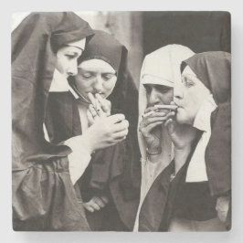 Posavasos De Piedra Las monjas fumando una foto de época