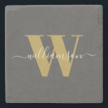 Posavasos De Piedra Moderno y elegante nombre monogramado oro negro<br><div class="desc">Personalizado moderno y elegante nombre monogramado en montaña rusa de oro y negro</div>