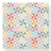 Molinillo de viento geométrico colorido