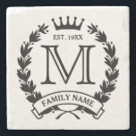 Posavasos De Piedra Monograma de la familia Monogramada<br><div class="desc">Laurel wreath y el logo de la corona. Introduzca su nombre inicial,  apellido/texto corto y año establecido. Gran calentamiento del hogar/ocasión especial/regalo de vacaciones para una familia.</div>