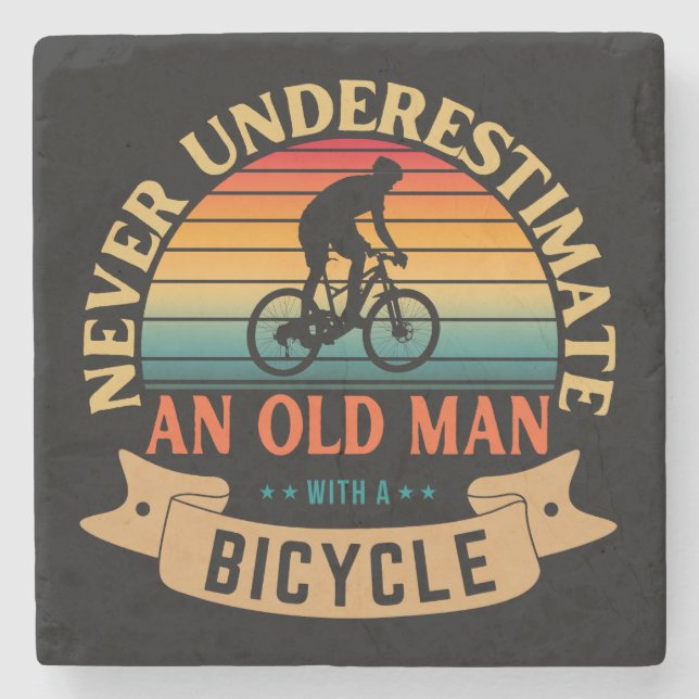 Posavasos De Piedra Never underestimate an old man with a bicycle (Anverso)
