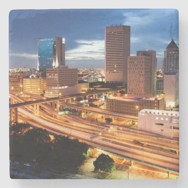 Posavasos De Piedra Opinión céntrica de la ciudad (Anverso)