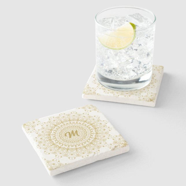 Posavasos De Piedra Oro sobre patrón de mandal ornamental blanco (Lateral)