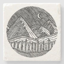 Paisaje Alpino Redondo Dibujado a Tinta Negra y Bl