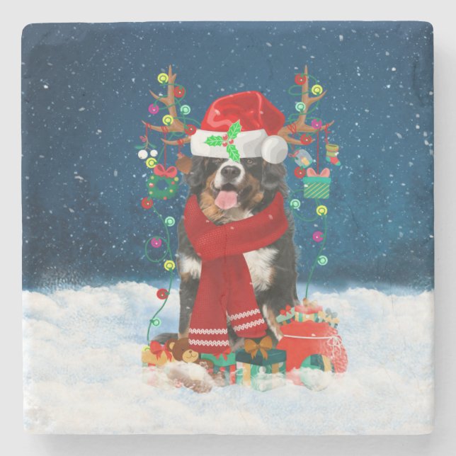 Posavasos De Piedra Perro de montaña de Bernese en nieve con regalos d (Anverso)