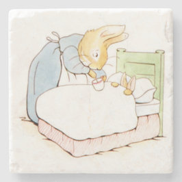 Posavasos De Piedra Peter Rabbit en cama (alimentado por su madre)